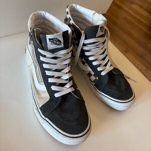 Vans Black and cream High-Top Sneakers
